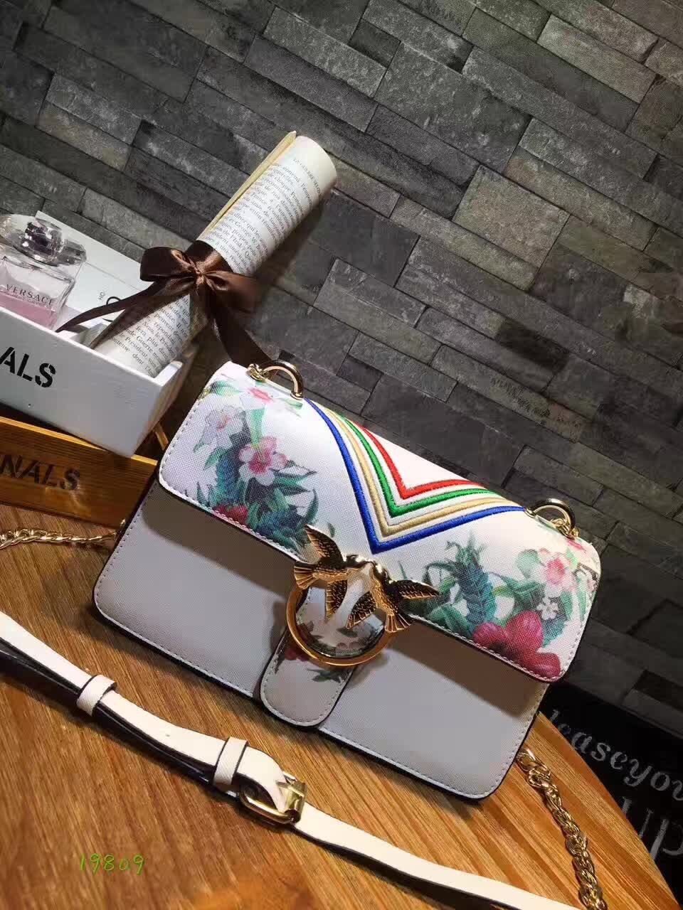 这是第7张微商奢侈品金牌一手货源的货源图片