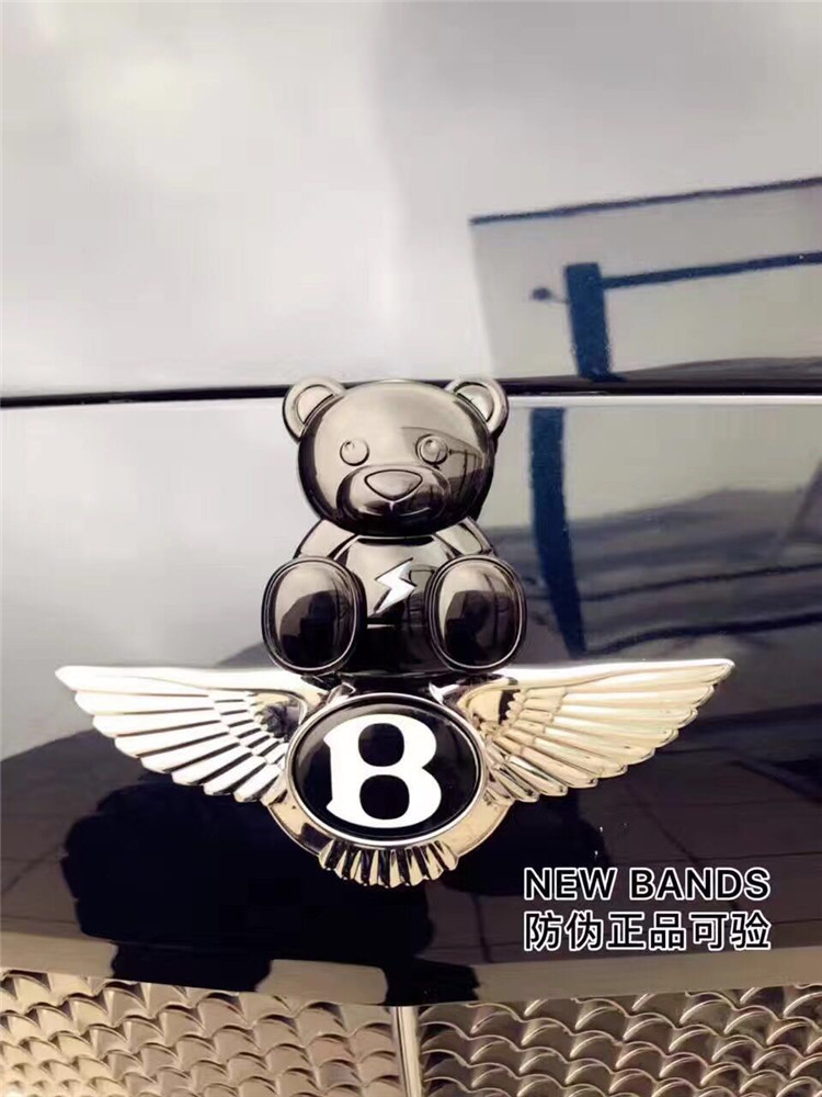 这是第1张微商爆款New Bands便携式空气净化器电子口罩的货源图片