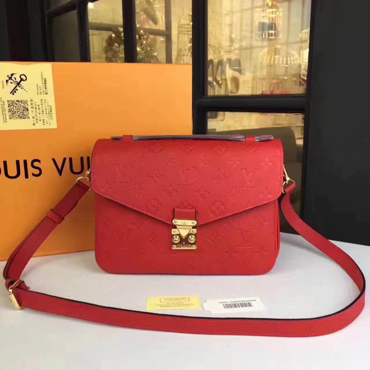 新怡皮具厂一手货源高仿奢侈品厂家直销货源的封面大图