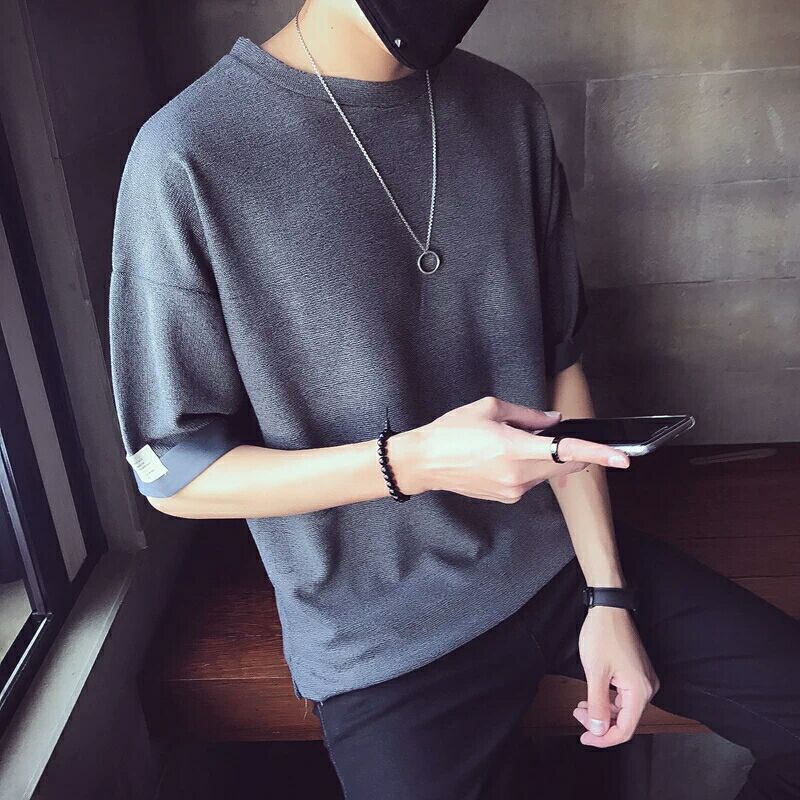 这是第2张2017新款潮流服饰男装女装的货源图片